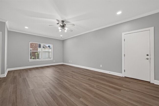 5951 S Loop E Unit 38
