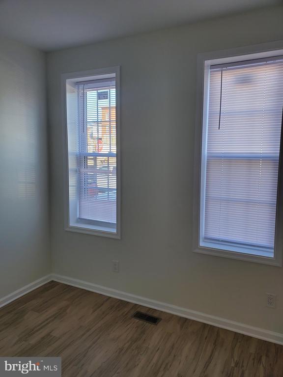 Photo - 604 E Indiana Ave Unit 1