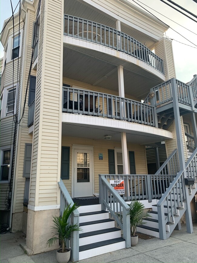 Building Photo - 610 Chelsea Pl Rental