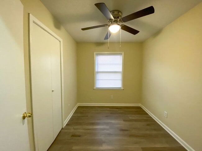 Photo - 3 bedroom, 2 bath near Quince and Perkins