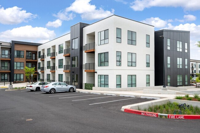 Photo - 17895 SW Higgins St Unit #17895