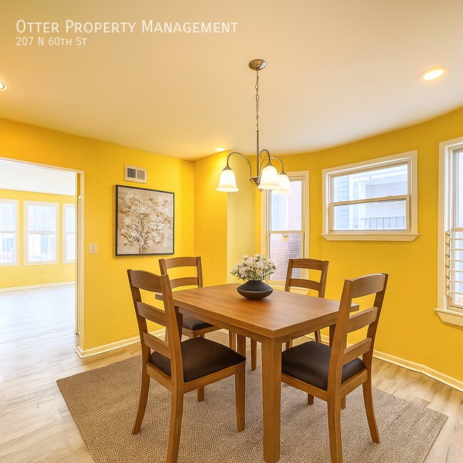 Photo - 207 N 60th St