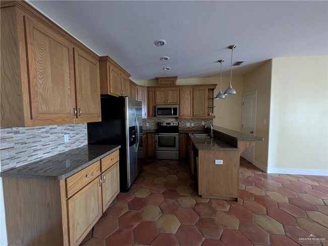 Photo - 16 Keeton Ave E Unidad 29