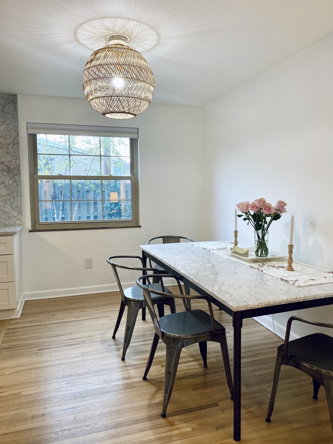 Photo - 1845 Northwest Ct Unit Apt C