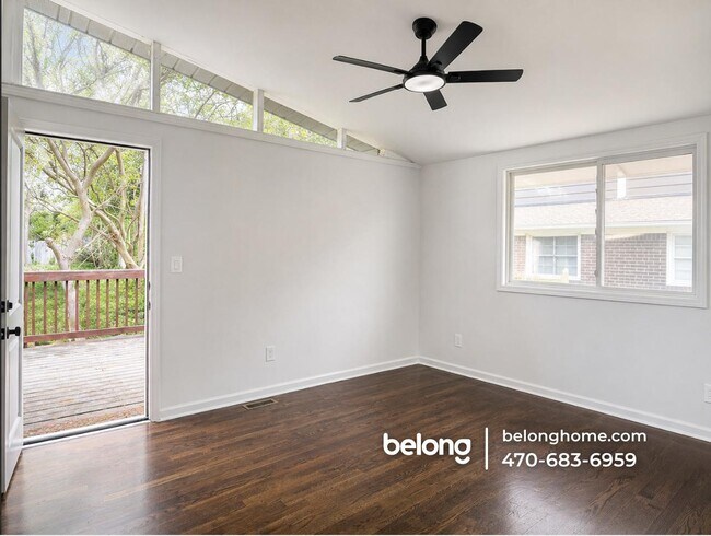 Photo - 1735 Alvarado Terrace SW