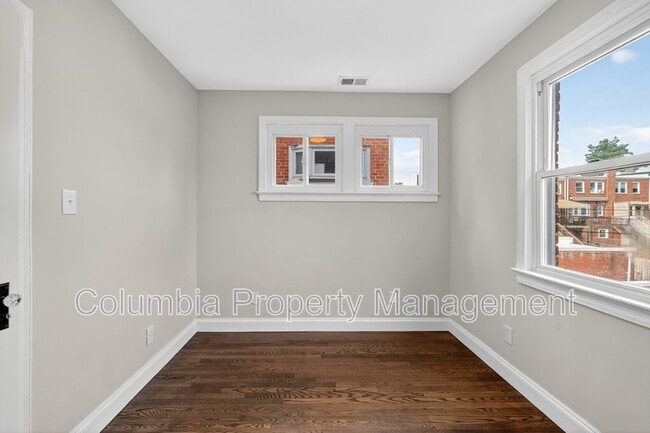 Photo - 5221 2nd St NW