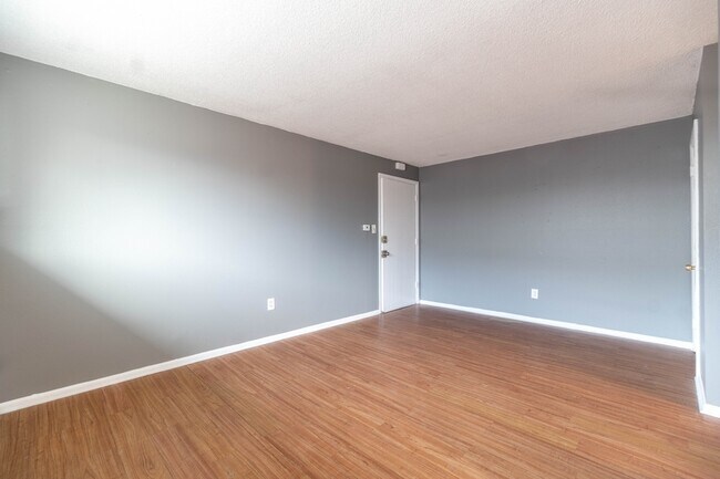 Photo - 1578 Macon St