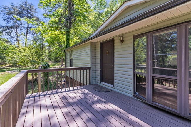 Photo - 234 Mill Pond Rd