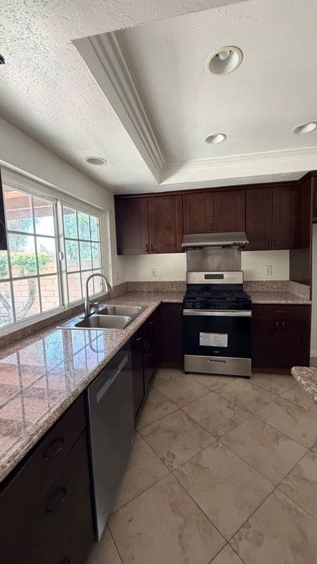 Photo - 1426 Rodney Rd