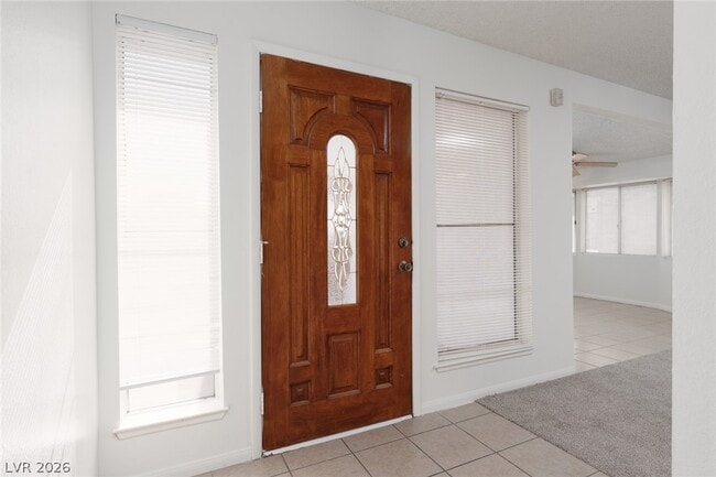 Photo - 412 Box Elder Way