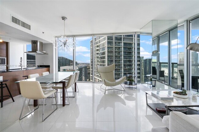 Photo - 495 Brickell Ave Condo