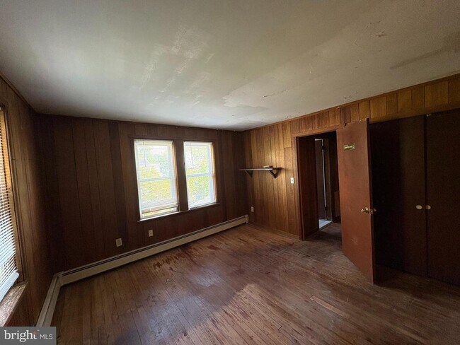 Photo - 1405 Pennington Rd