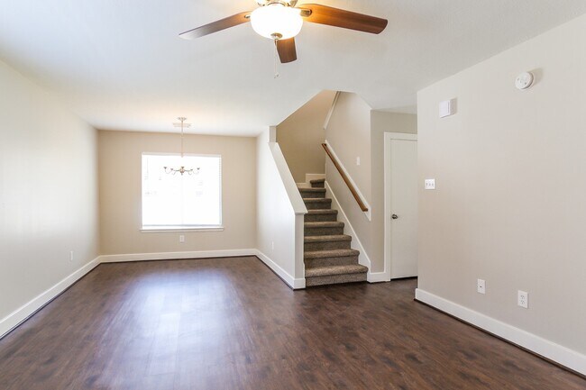 Photo - 9711 Farrell Dr