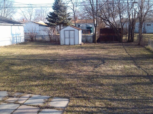 Photo - 1148 Fall River Rd House