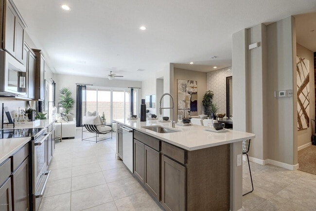 Photo - 1255 N Arizona Ave Unidad 1196