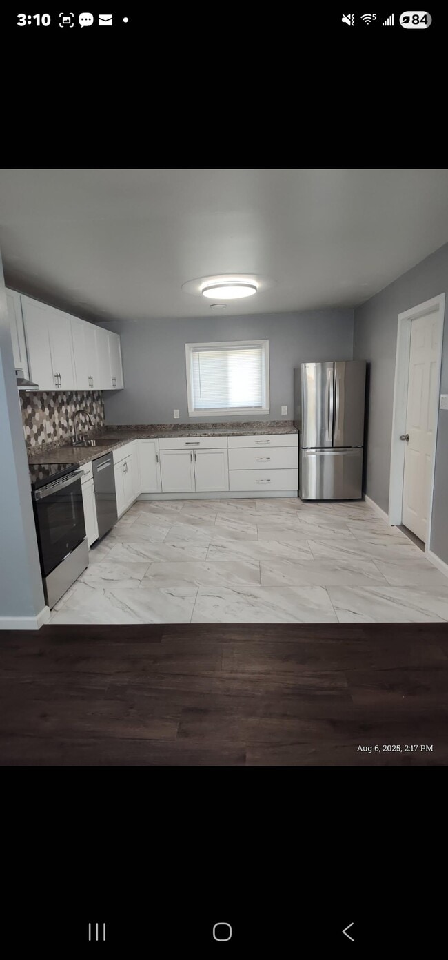 Photo - 26170 Nagel St