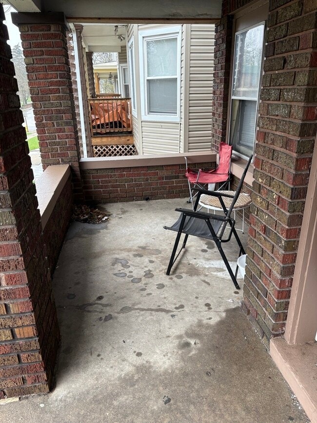 Photo - 83 W 15th St Unit 2