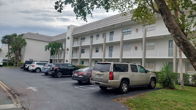 Photo - 8460 Sunrise Lakes Blvd Unit 305