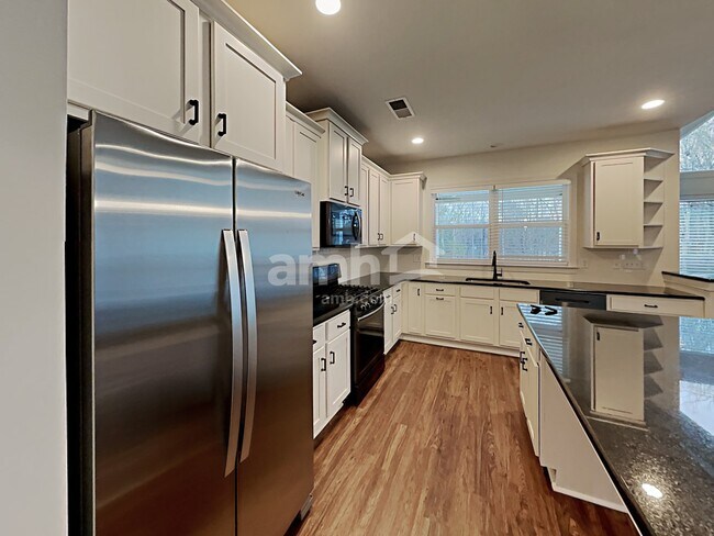 Photo - 776 Somersby Dr