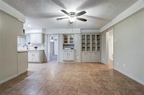 Building Photo - 2018 Manila Ln Rental