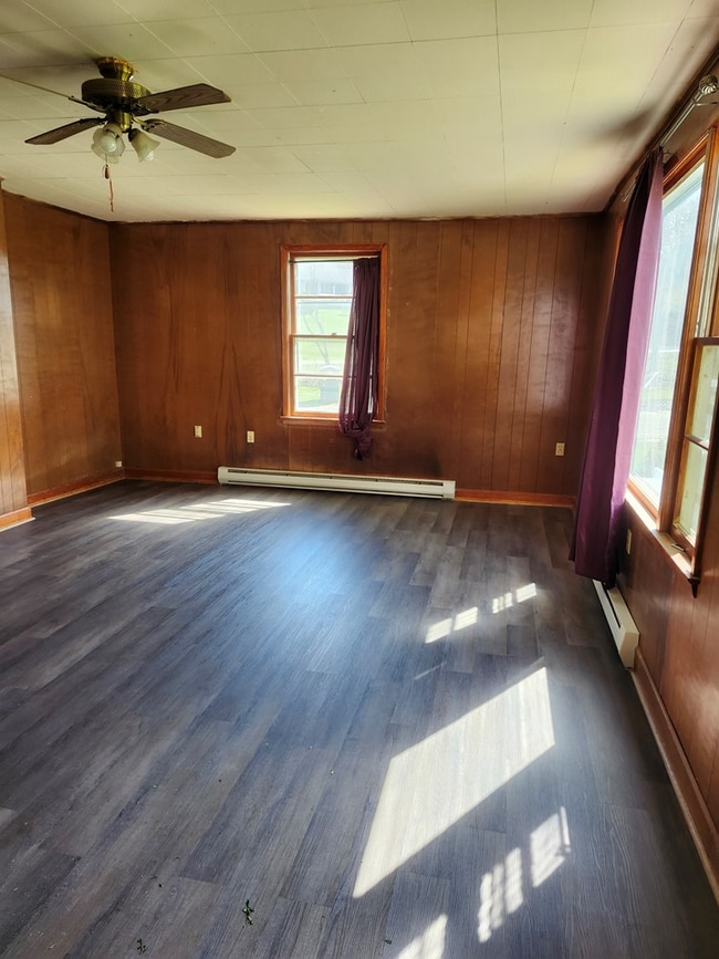 Photo - 300 Webbs Mill Rd N