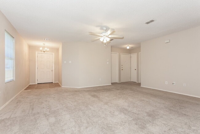 Photo - 918 Anvil Creek Dr