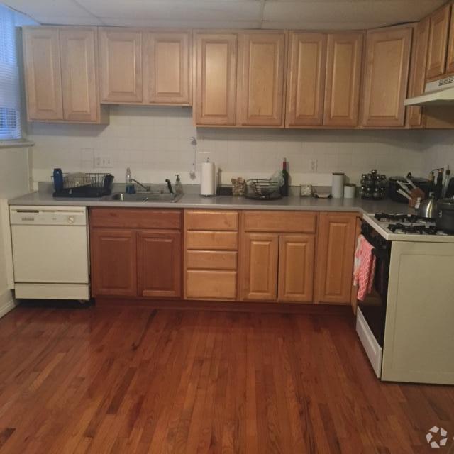 Building Photo - 119 Freeman St Unit B Rental