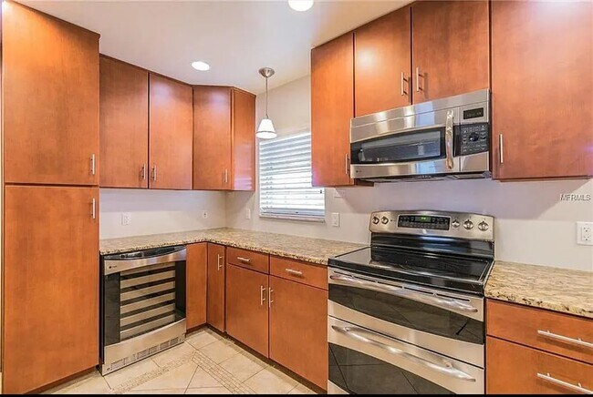 Photo - 8723 Elmwood Ln