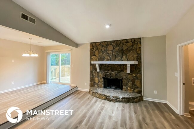 Photo - 8557 Peartree Ct