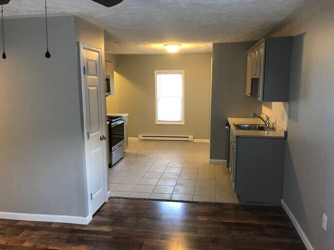 Photo - 527 Charles St Unidad 2nd Floor