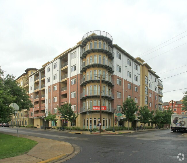 The Galileo at 25th - The Galileo at 25th