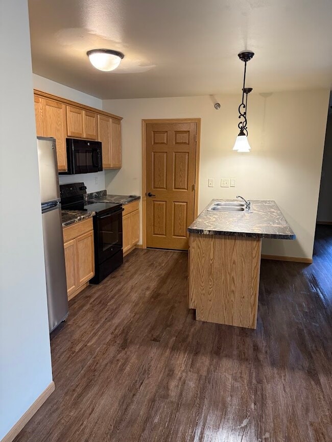 Photo - Berry Pointe Luxury Apartments