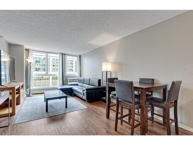 Building Photo - 433 S 7th St Unit 1607