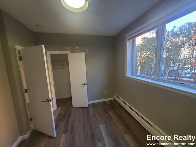 Photo - 50 Evergreen St Unit 11