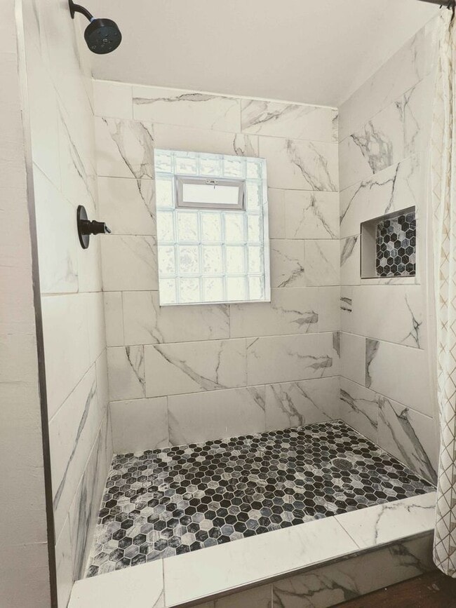 Photo - 779 Prospect Ave Unidad Upper