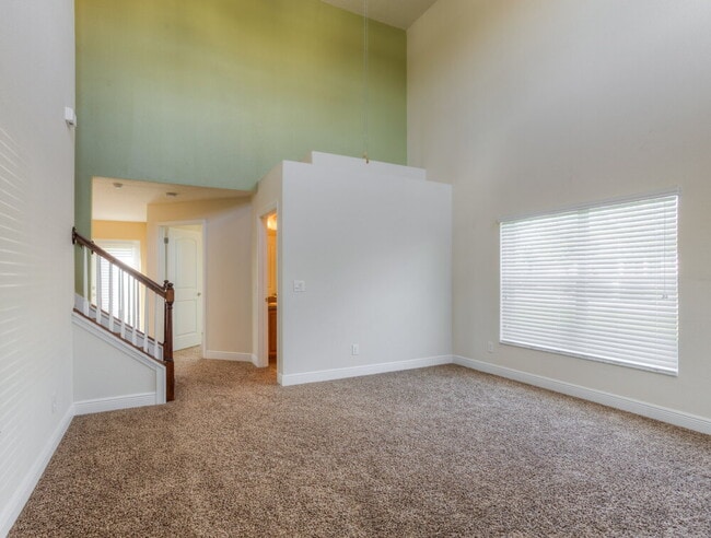 Photo - 1705 Southern Oak Loop