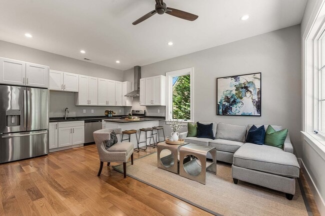 Photo - 98 Johnson Ferry Rd NW