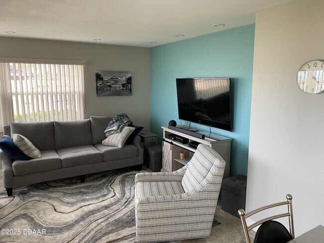 1571 S Atlantic Ave Unit 108
