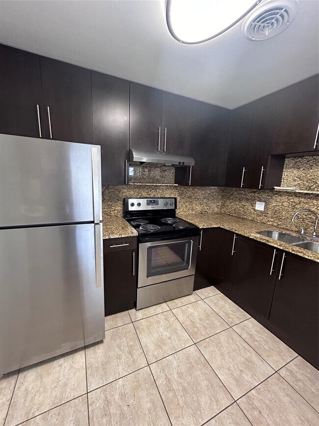 Photo - 3500 Polk St Unit ONE OF A KIND CONDO