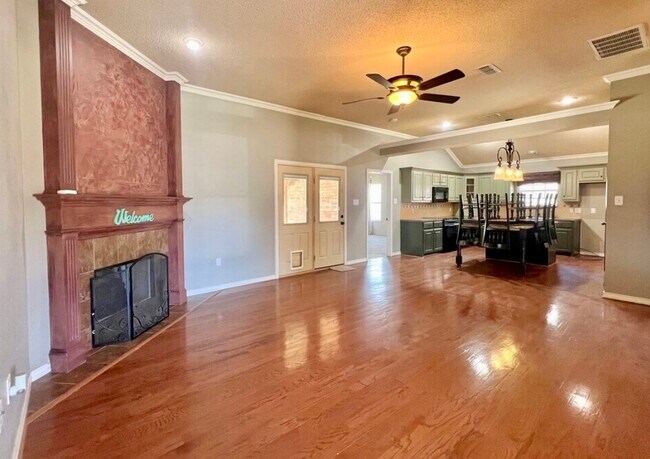 Photo - 6805 36th St