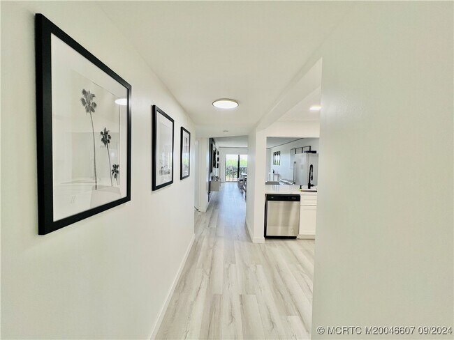 10044 S Ocean Dr Unit 205