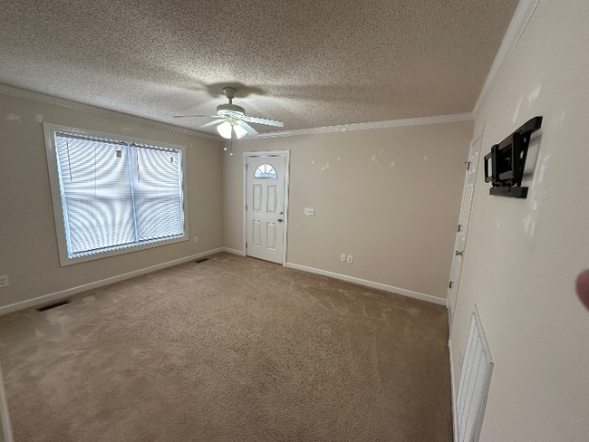 Photo - 75 Rollins Acres Ln Unidad B