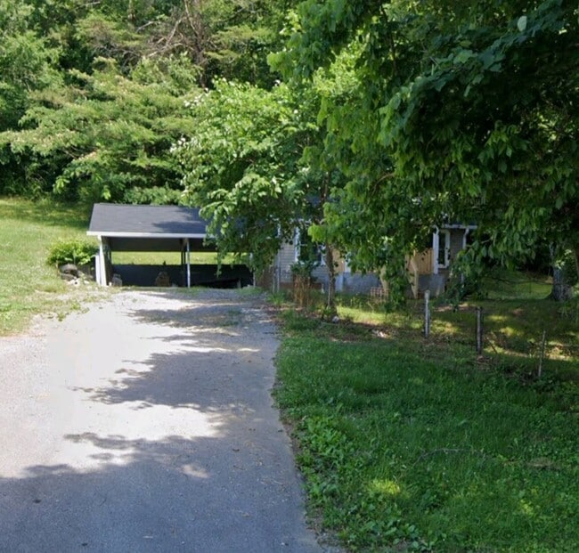 Building Photo - 171 Dempsey Cir SW