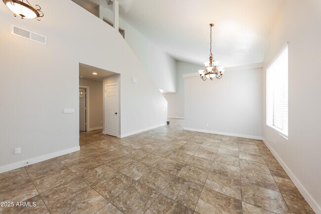 Photo - 5607 S 16th Dr