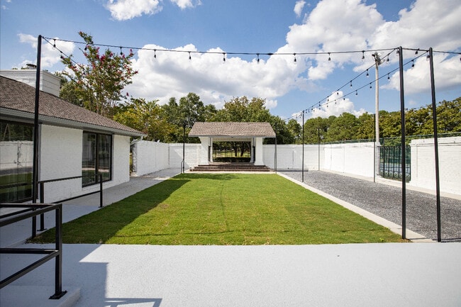 Photo - Stratford Village