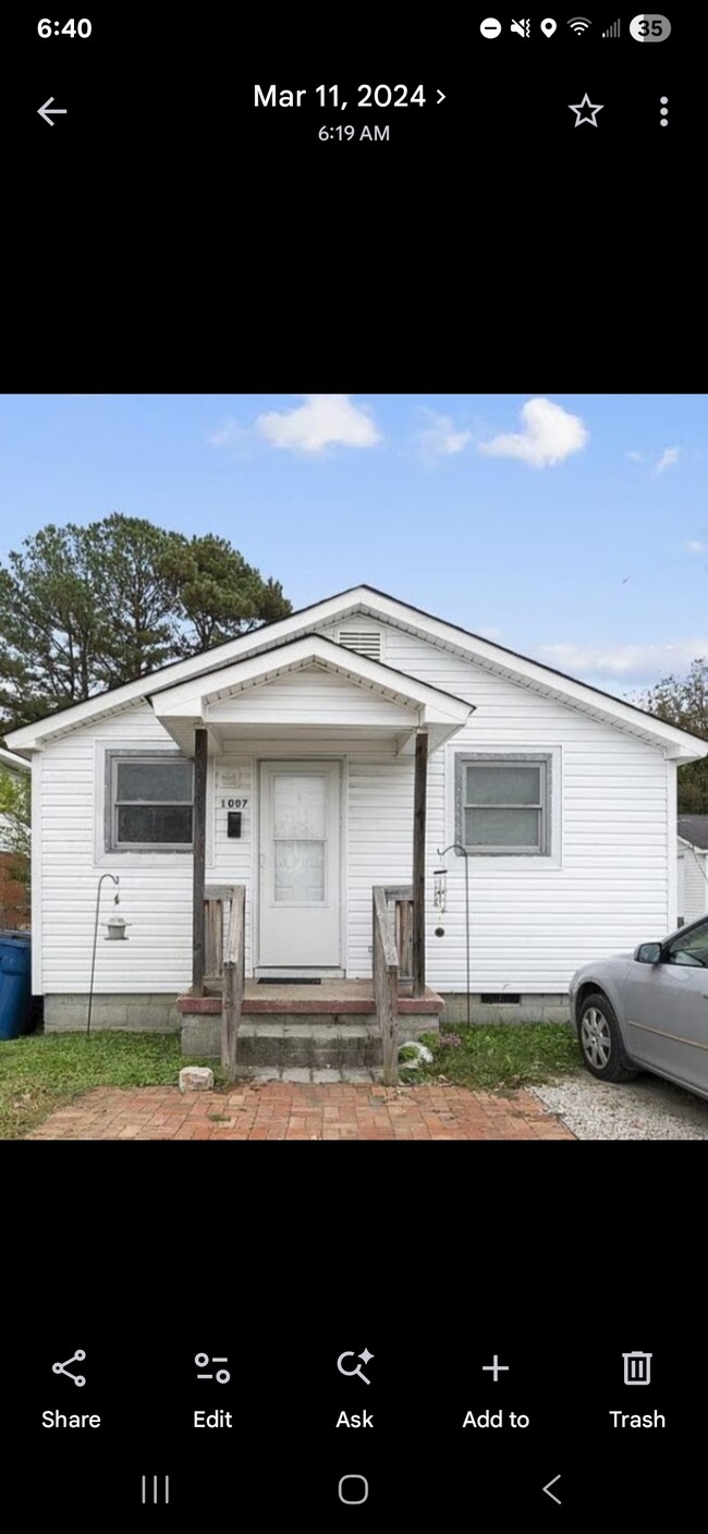 1007 S McKay Ave