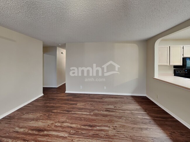 Photo - 6322 Regency Ct