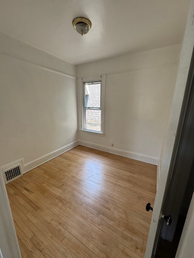 Photo - 1712 E Park Pl Unidad 2