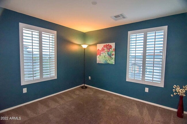 Photo - 2362 E Huntington Dr