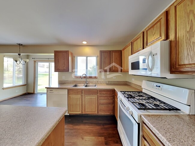 34406 Columbine Ct